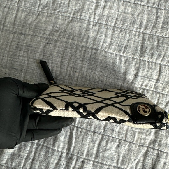 Spartina 449 Cream & Black Zip Wristlet Natural Linen Genuine Leather - Picture 5 of 12